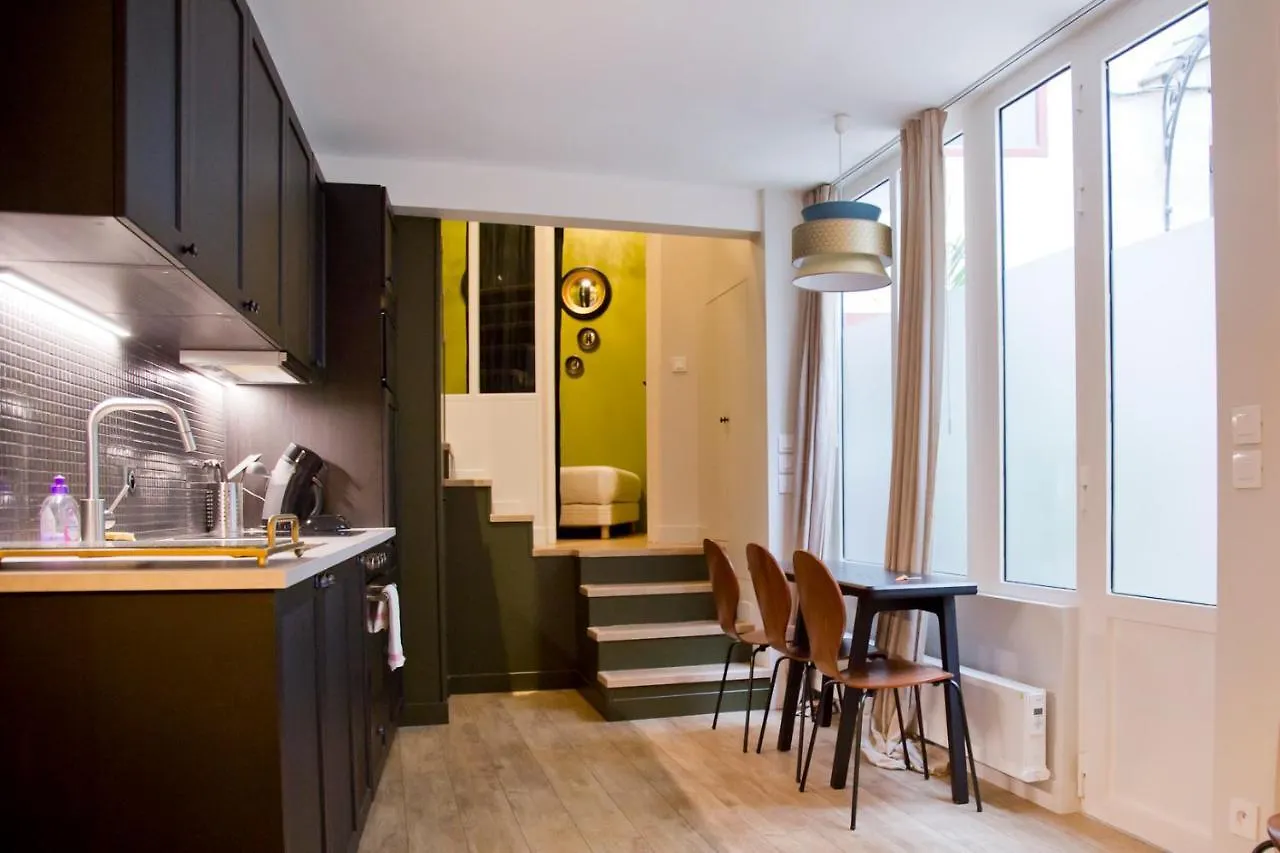 Duplex Luxueux Saint-Germain Apartment Paris 0*,  France